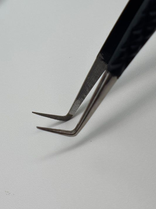 90 degree fiber tip tweezers